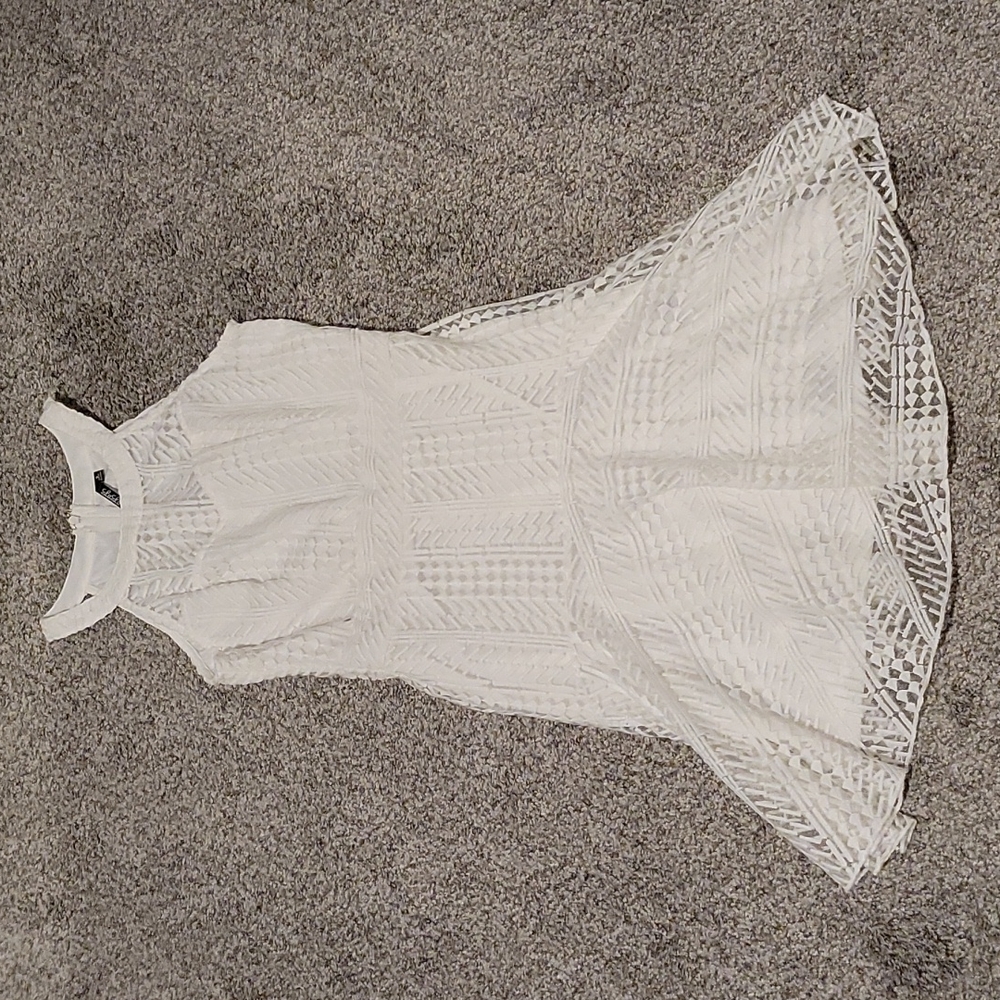 Lulu's Halter Neckline Dress (White)